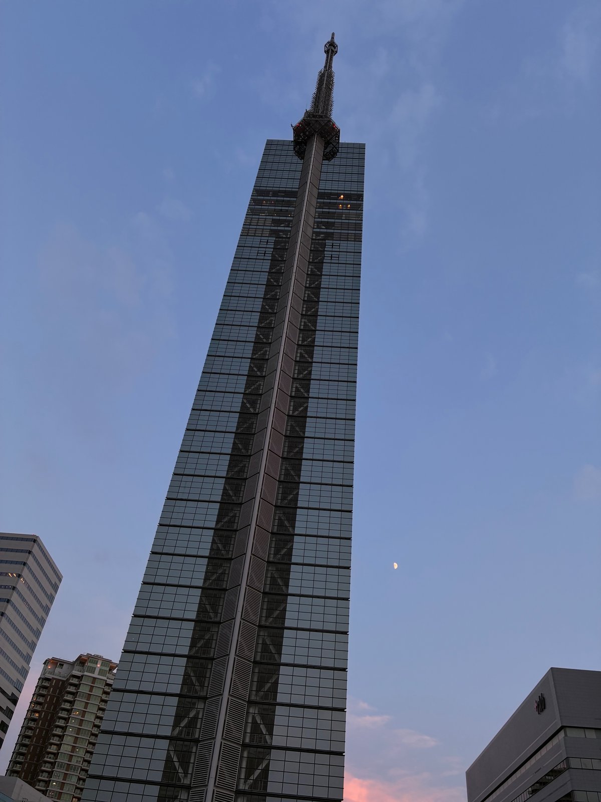 せっかくなので、福岡タワーへ